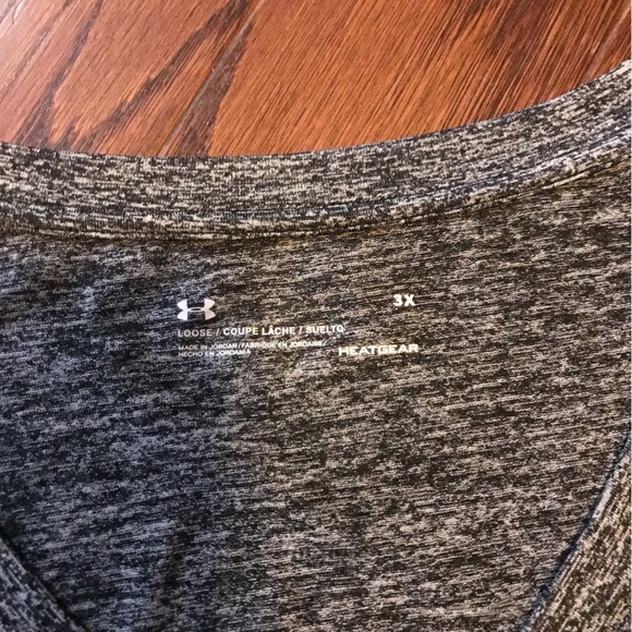 Under amour v cut dri fit shirt - Picture 3 of 8